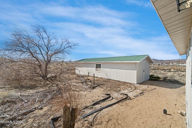 3095 E Antelope Street, Silver Springs, NV 89429