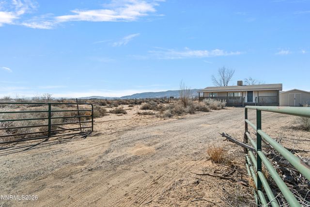 3095 E Antelope Street, Silver Springs, NV 89429