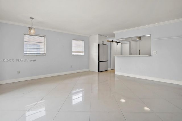 3522 NE 171st St 308, North Miami Beach, FL 33160