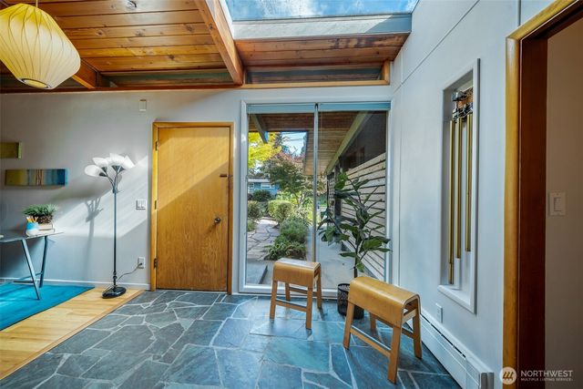 2705 Fir Street SE, Olympia, WA 98501