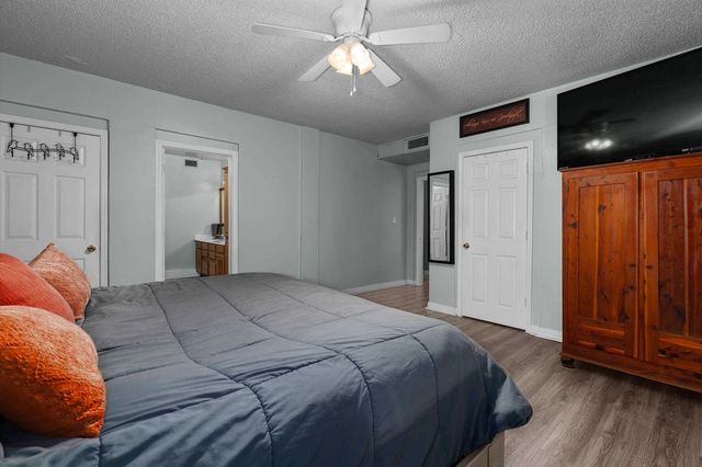 210 Kenneth Dr, Henderson, TX 75652