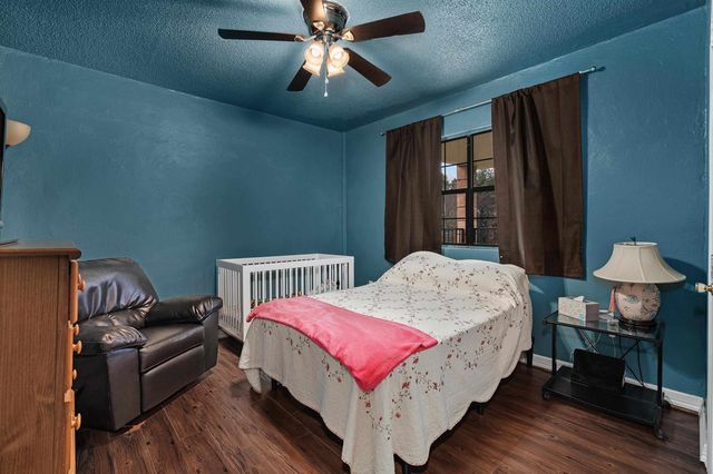 210 Kenneth Dr, Henderson, TX 75652