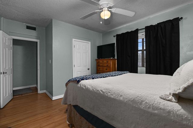 210 Kenneth Dr, Henderson, TX 75652