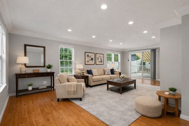 11 Arcadia Circle 23, Marlborough, MA 01752