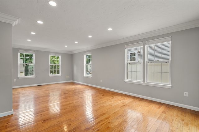 11 Arcadia Circle 23, Marlborough, MA 01752