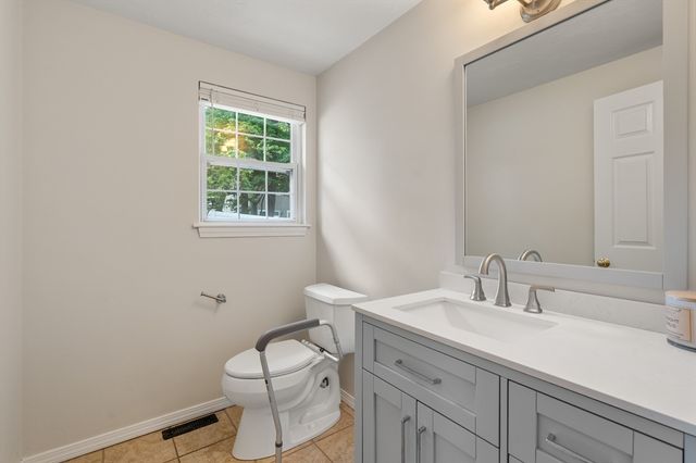 11 Arcadia Circle 23, Marlborough, MA 01752