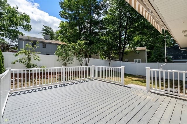 11 Arcadia Circle 23, Marlborough, MA 01752