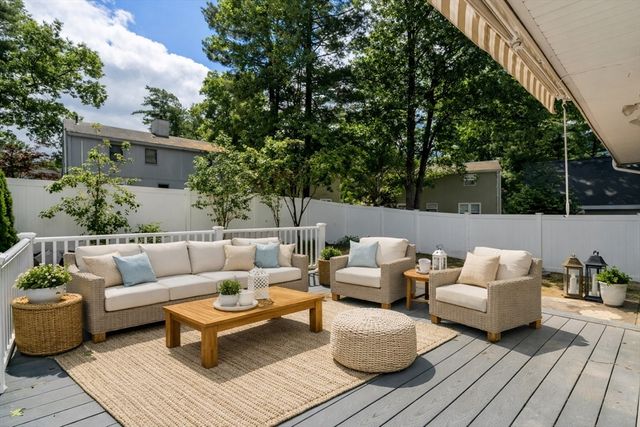 11 Arcadia Circle 23, Marlborough, MA 01752