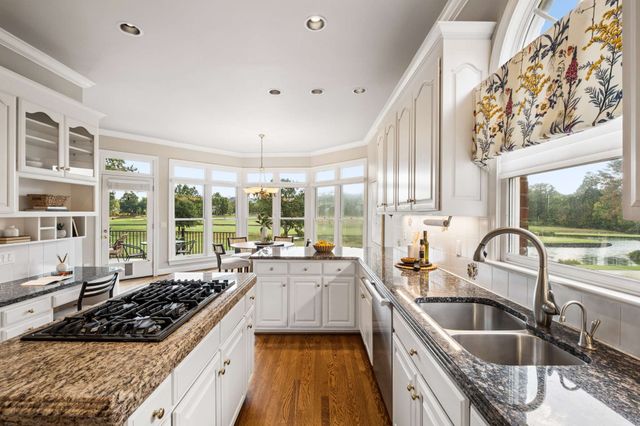 5215 Country Club Dr, Brentwood, TN 37027