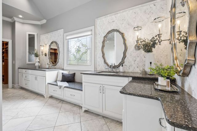 5215 Country Club Dr, Brentwood, TN 37027