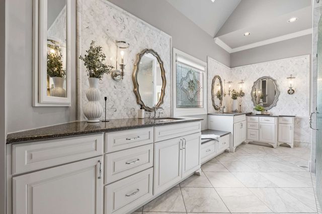 5215 Country Club Dr, Brentwood, TN 37027