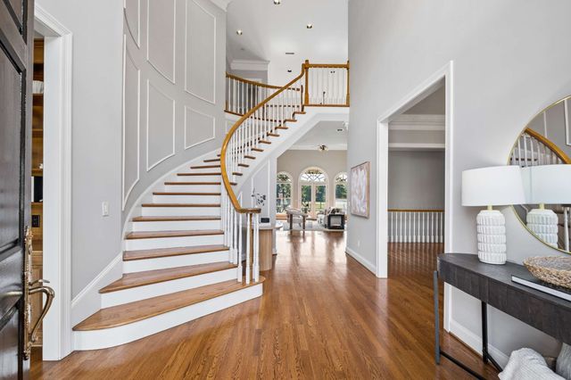 5215 Country Club Dr, Brentwood, TN 37027
