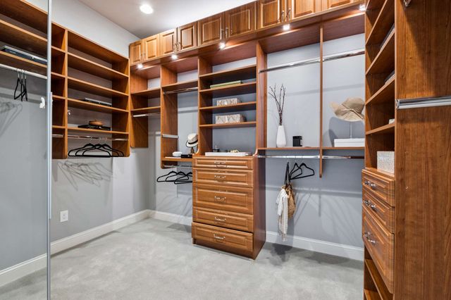 5215 Country Club Dr, Brentwood, TN 37027