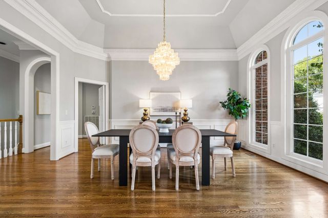 5215 Country Club Dr, Brentwood, TN 37027