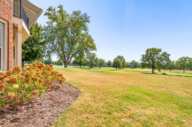 5215 Country Club Dr, Brentwood, TN 37027