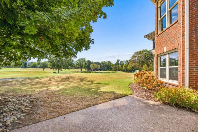 5215 Country Club Dr, Brentwood, TN 37027