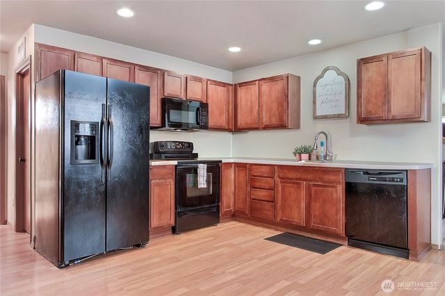 14854 99th Way SE, Yelm, WA 98597