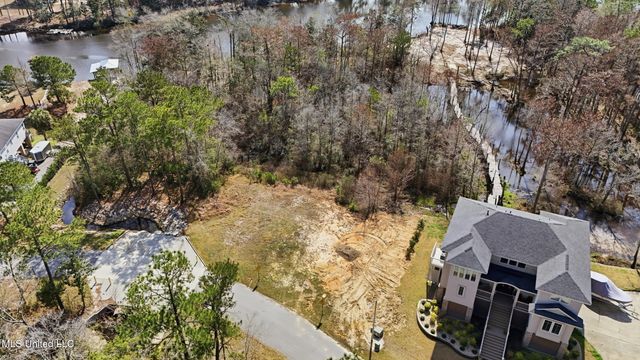 12765 Woodland Circle, D'iberville, MS 39540