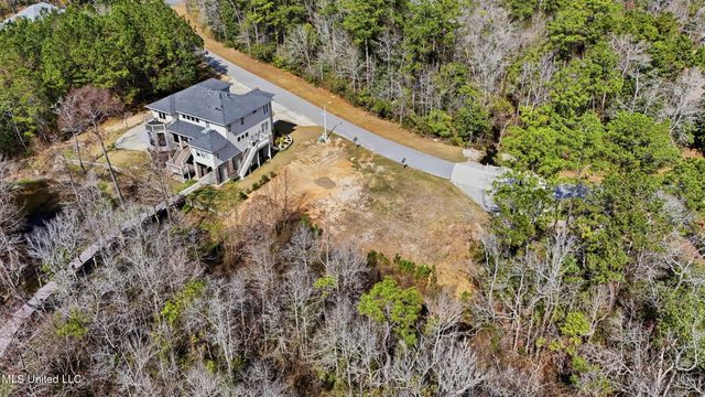 12765 Woodland Circle, D'iberville, MS 39540