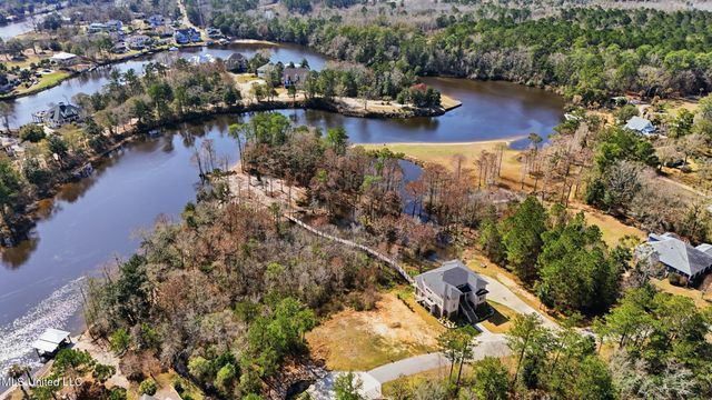 12765 Woodland Circle, D'iberville, MS 39540