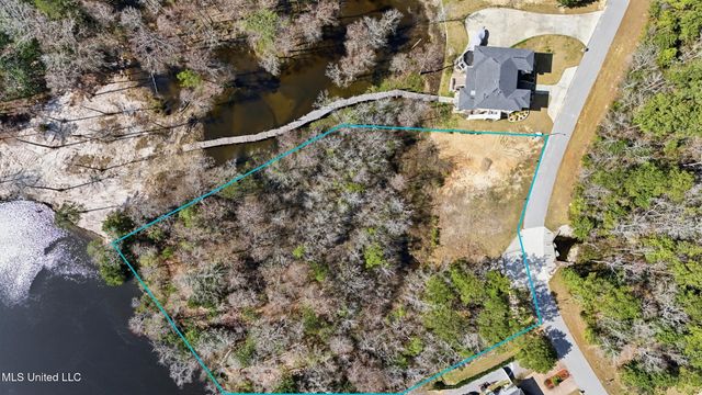 12765 Woodland Circle, D'iberville, MS 39540