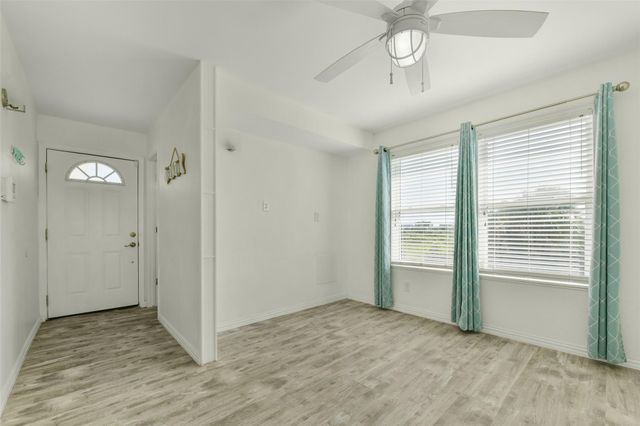 4214 Nueces Drive, Galveston, TX 77554