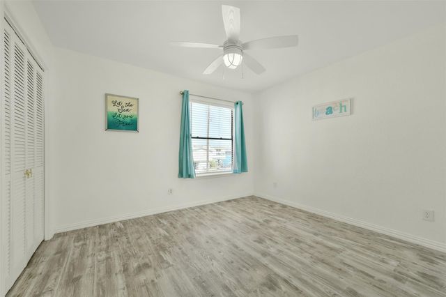 4214 Nueces Drive, Galveston, TX 77554