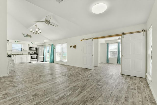 4214 Nueces Drive, Galveston, TX 77554