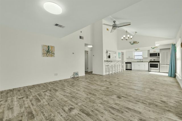4214 Nueces Drive, Galveston, TX 77554