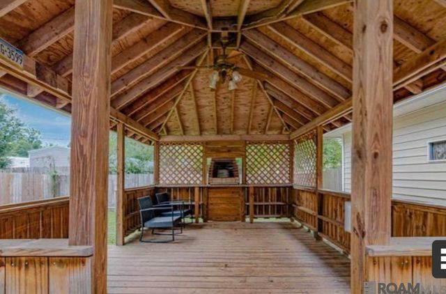 13452 Chase St, Gonzales, LA 70737