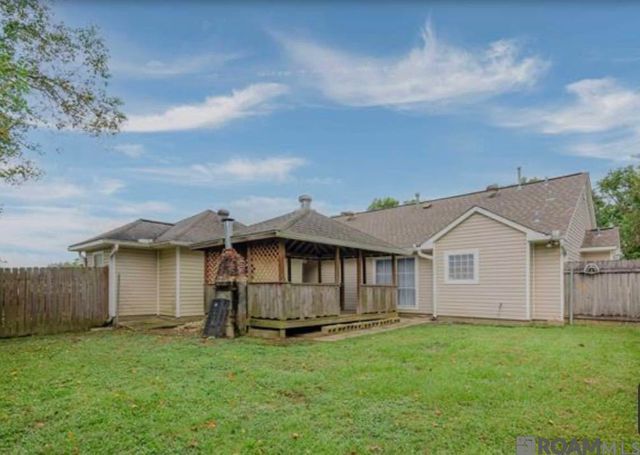 13452 Chase St, Gonzales, LA 70737