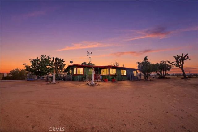 60153 Stearman, Landers, CA 92285