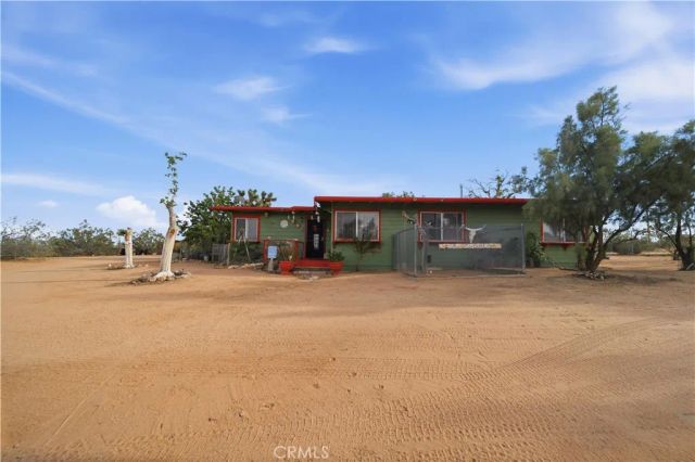 60153 Stearman, Landers, CA 92285