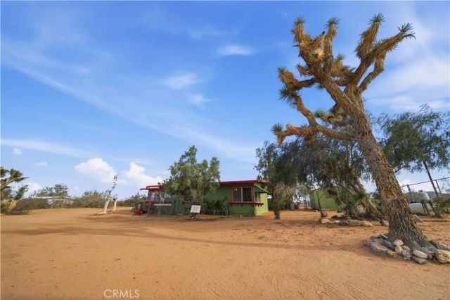 60153 Stearman, Landers, CA 92285