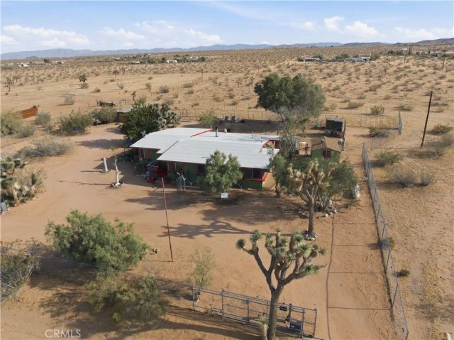 60153 Stearman, Landers, CA 92285