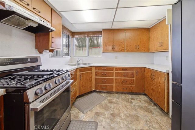 60153 Stearman, Landers, CA 92285