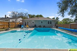 5210 Pine Street, Omaha, NE 68106