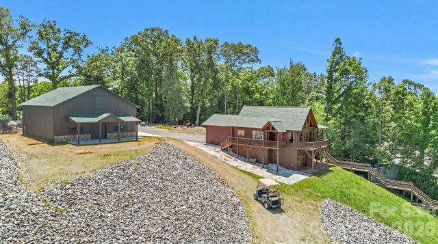 318 Heron Point Drive, Wilkesboro, NC 28697