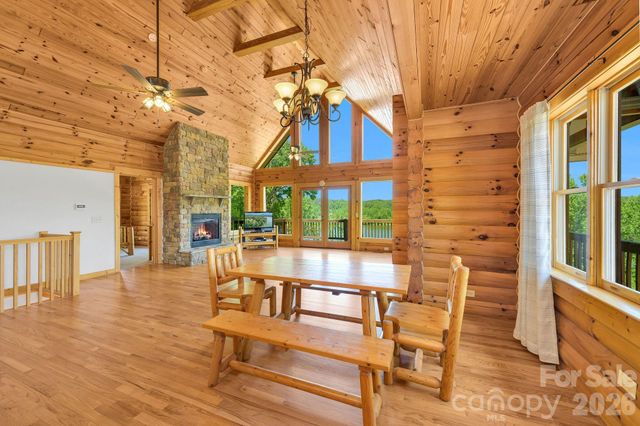318 Heron Point Drive, Wilkesboro, NC 28697