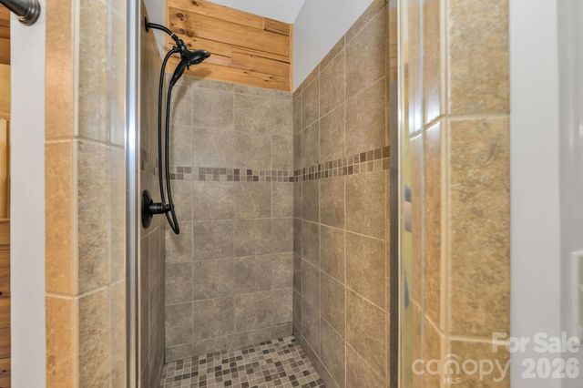 318 Heron Point Drive, Wilkesboro, NC 28697