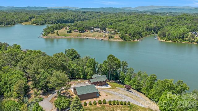 318 Heron Point Drive, Wilkesboro, NC 28697
