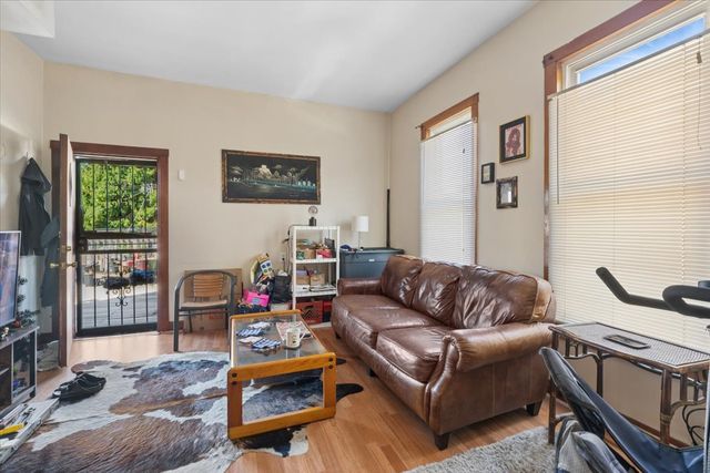 3700 S Honore Street, Chicago, IL 60609