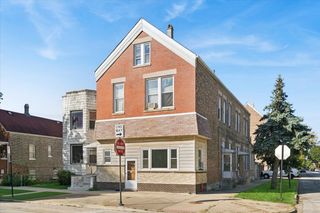 3700 S Honore Street, Chicago, IL 60609