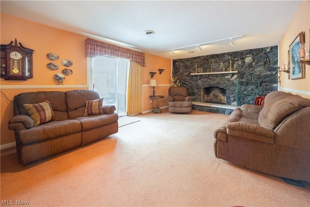 3237 Valley Forge Drive, Brunswick, OH 44212