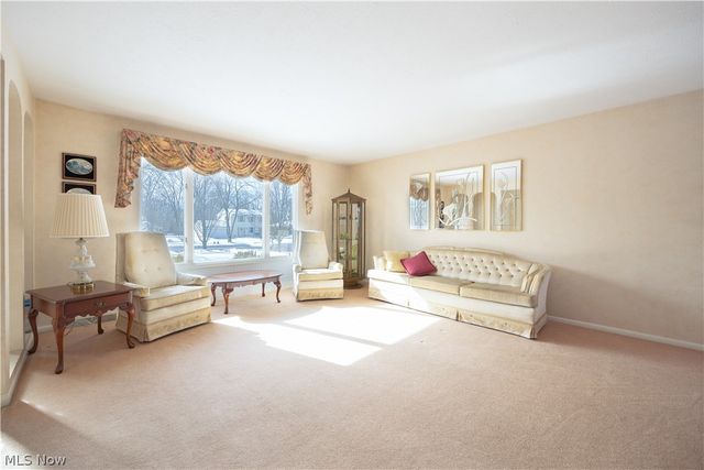 3237 Valley Forge Drive, Brunswick, OH 44212