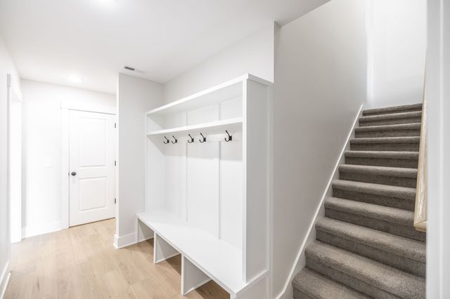 4093 Hereford Dr, Greenbrier, TN 37073