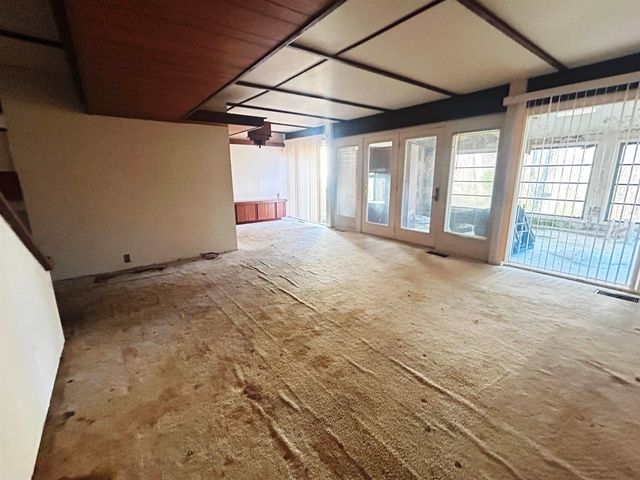 8 Lotus Lane, Cherokee Village, AR 72529