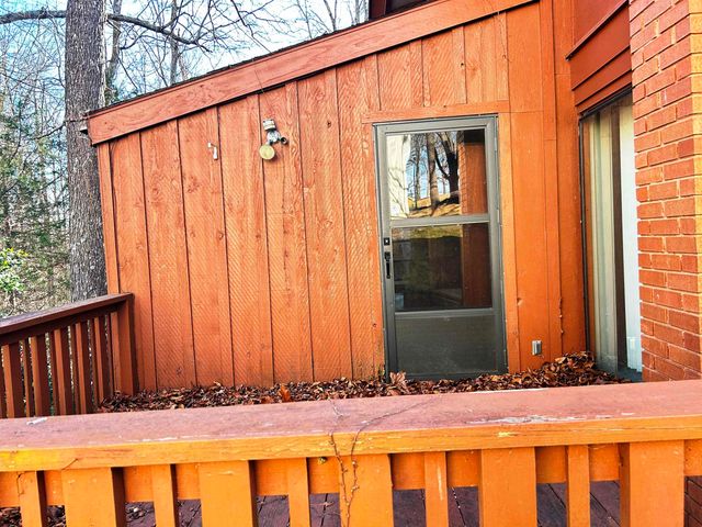 8 Lotus Lane, Cherokee Village, AR 72529