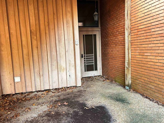 8 Lotus Lane, Cherokee Village, AR 72529