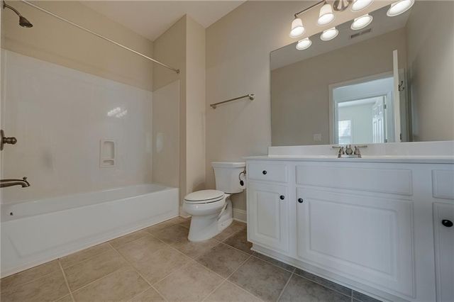 220 Orchards Circle, Woodstock, GA 30188